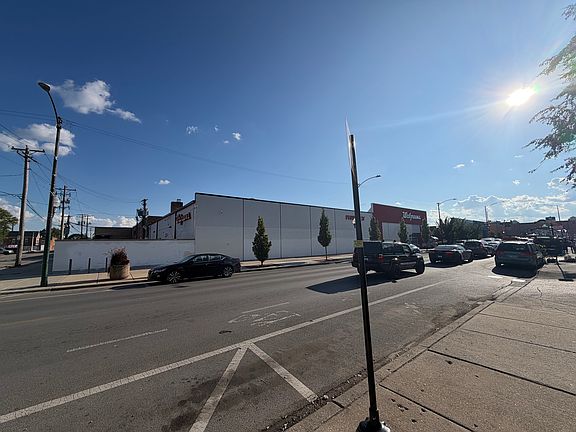 5th image of 3032 W 26th St