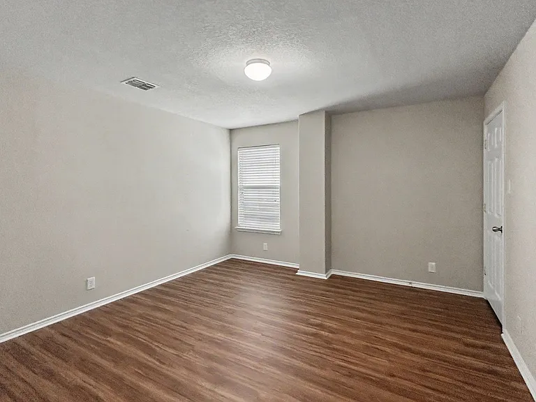 10406 Boland Bnd — Photo 21