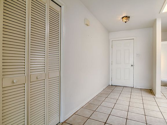 4th image of 1801 Miracerros Pl NE