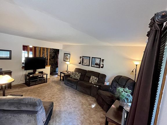 5th image of 2116 Hermitage Ln