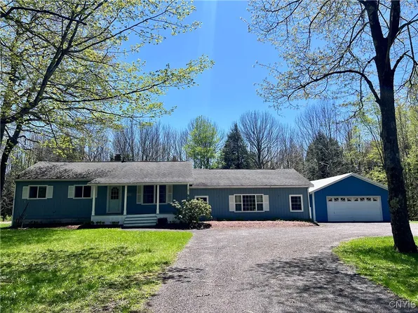 8595 Price Rd, Holland Patent, NY 13354