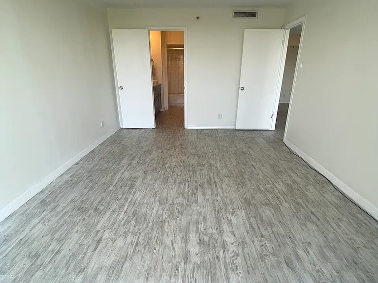 3211 W Swann Ave #506 — Photo 19