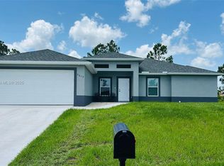 2615 SW 13th St, Lehigh Acres, FL 33976