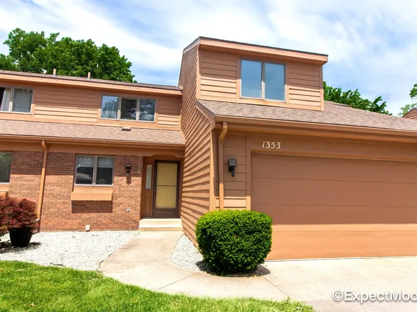 1353 Bent Tree Dr, Hudsonville, MI 49426