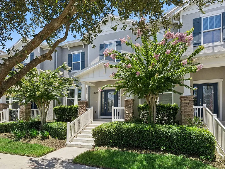 8130 Bluejack Oak Dr — Photo 3