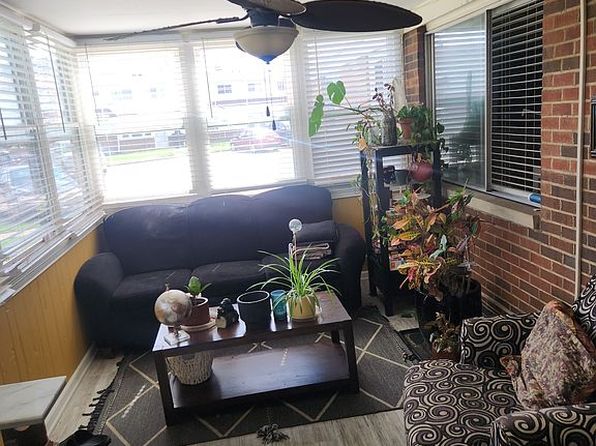 25500 Country Club Blvd Unit 4