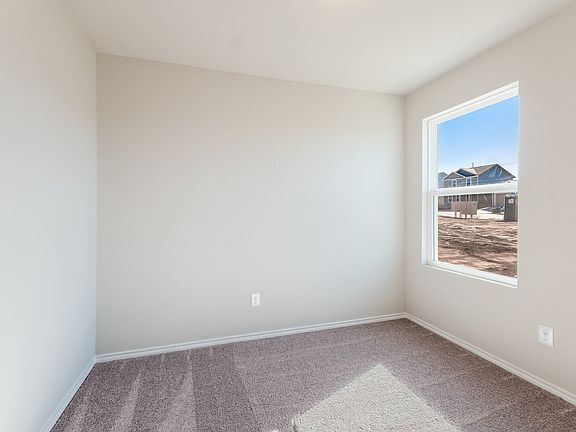 4th image of 5731 Leon Pl