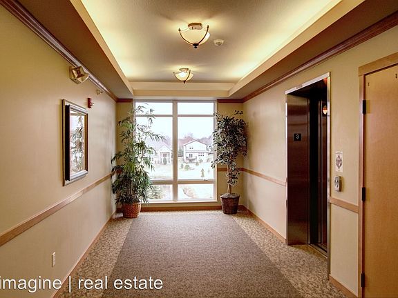 3rd image of 1070 Grandview Ct NE APT 307