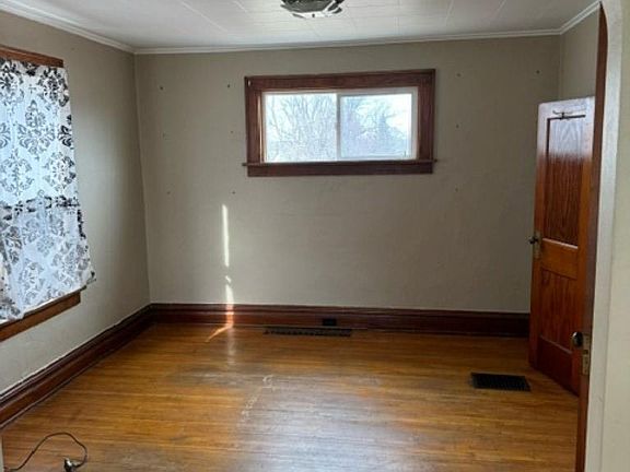 4th image of 1828 Maryland Ave