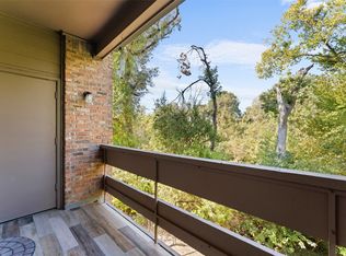 9801 Royal Ln APT 506, Dallas, TX 75231