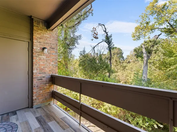 9801 Royal Ln APT 506, Dallas, TX 75231