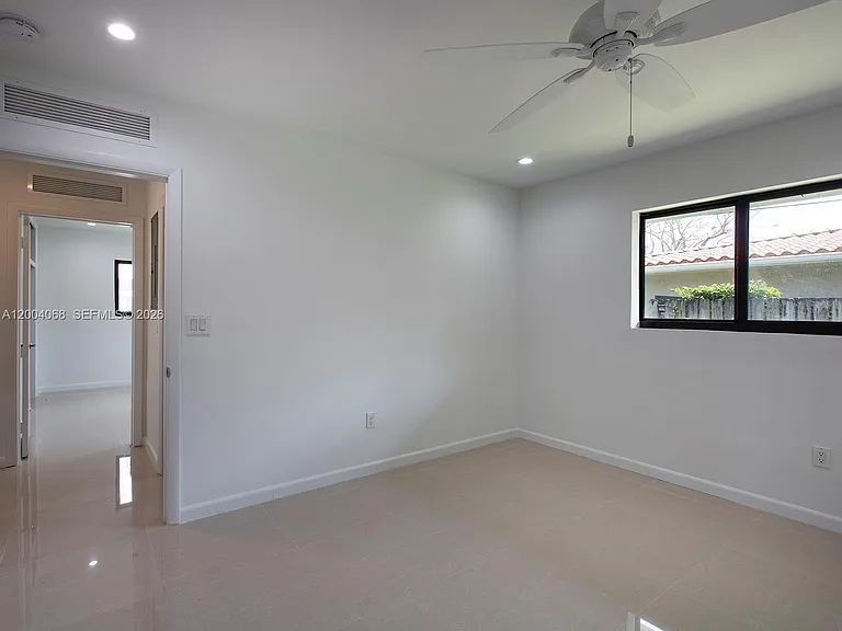 8790 SW 85th St — Photo 20