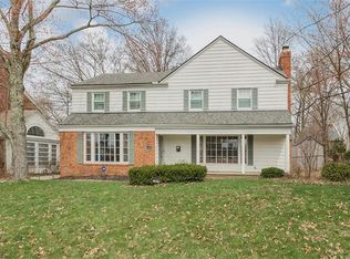 17617 Van Aken Blvd, Shaker Hts, OH