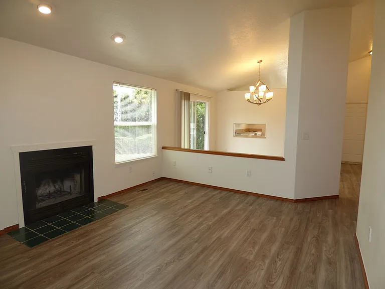 5699 Waln Creek Ct S — Photo 16