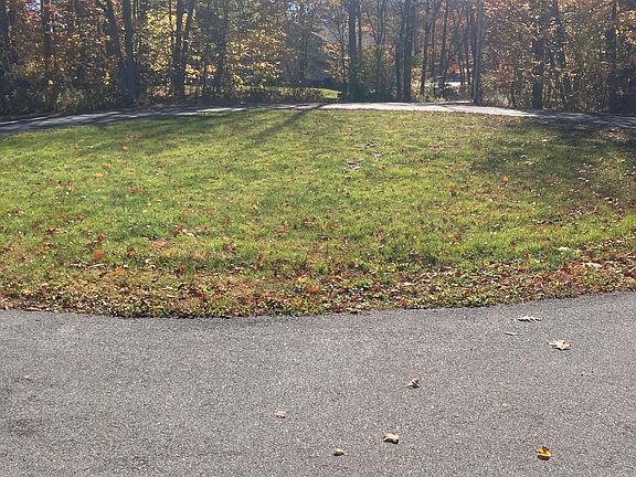 4th image of 39A Oak Hill Rd #39A