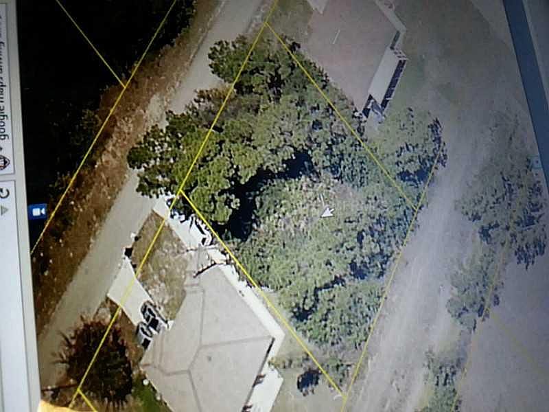 2nd image of 5305/5307 28th St SW