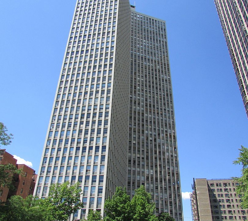 1st image of 2626 N Lakeview Ave APT 2306