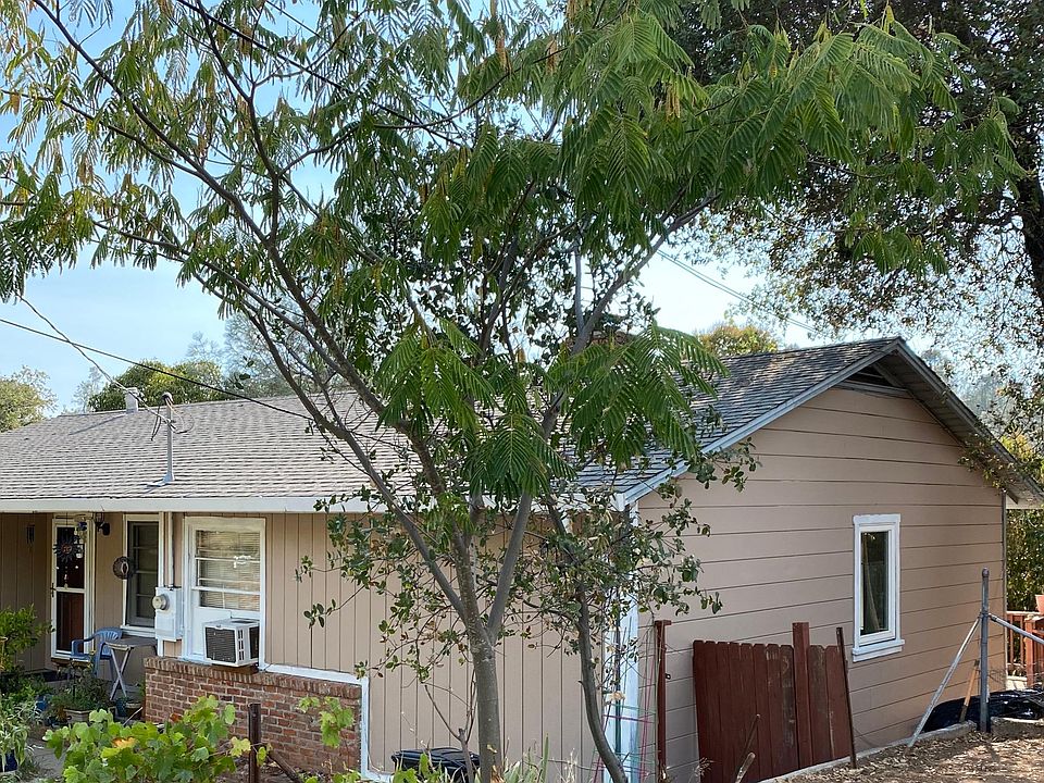 1st image of 234 Daniels Dr