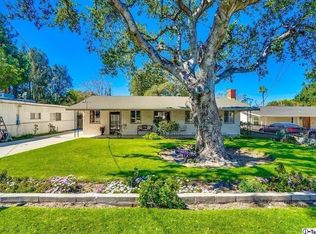 10341 Leolang Ave, Sunland, CA 91040