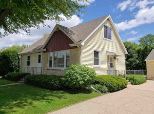 2318 Ashland St, Oshkosh, WI 54901