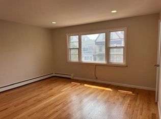 308 Hamilton St #904, Harrison, NJ 07029