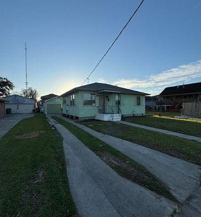 2nd image of 616 Carricox St