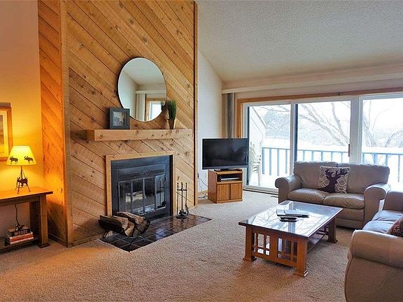 2nd image of 5821 Shanty Creek Rd