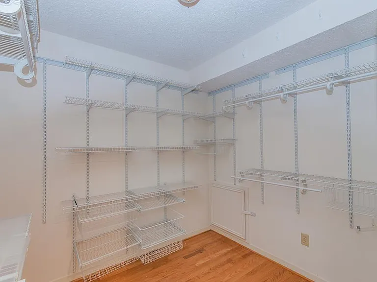 11310 Chiselhurst Way Ct — Photo 23