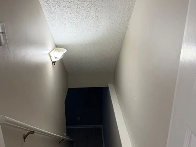 175 E Grande Ave #8 — Photo 9