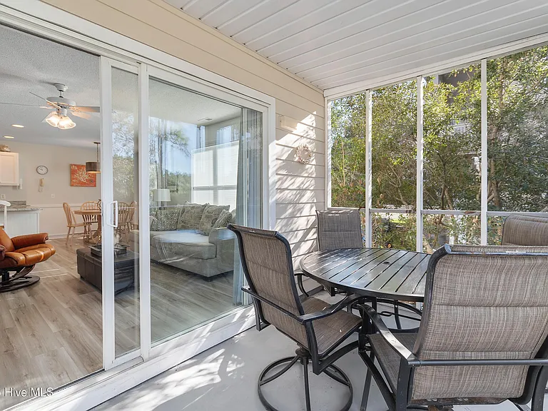 3350 Club Villas Dr #101 — Photo 22