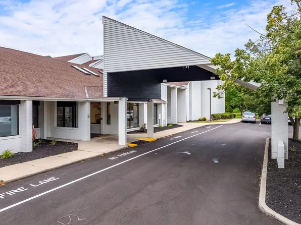 Sycamore Place Apartments