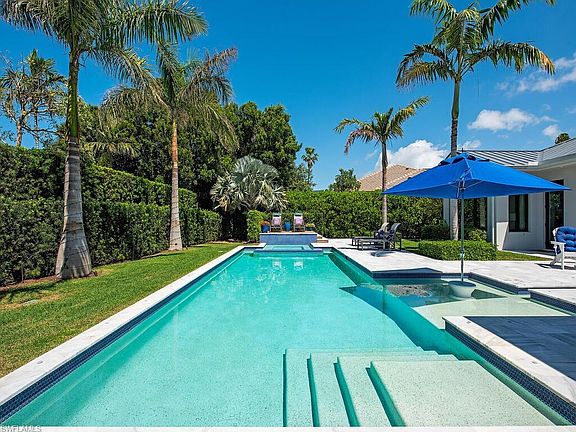 3rd image of 679 Rudder RD