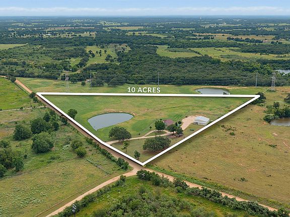 3rd image of 4493 County Road 304