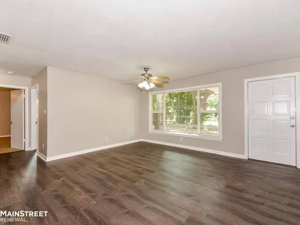 214 8th Avenue Dr W, Bradenton, FL 34205