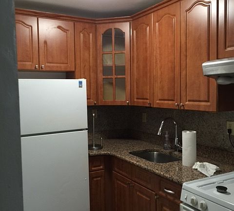 5th image of 245 Tompkins Avenue