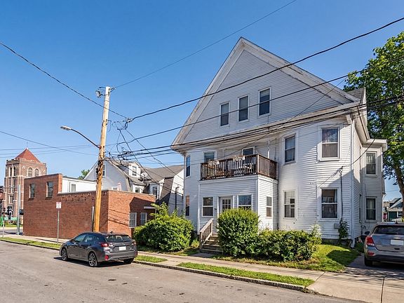 2nd image of 32 Gordon St