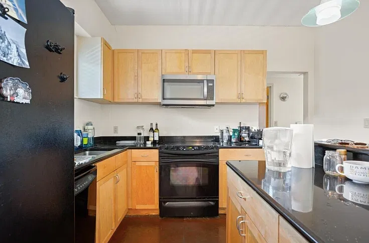 2 bed, 1000 sqft, $1,995 — Photo 3