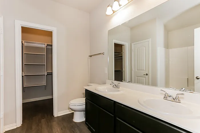9021 Curacao Dr — Photo 10