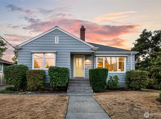 8559 25th Ave NW, Seattle, WA 98117