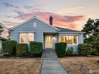 8559 25th Avenue NW, Seattle, WA, 98117