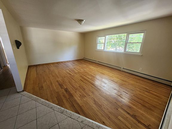 4th image of 1444 Macdonough Pl #3