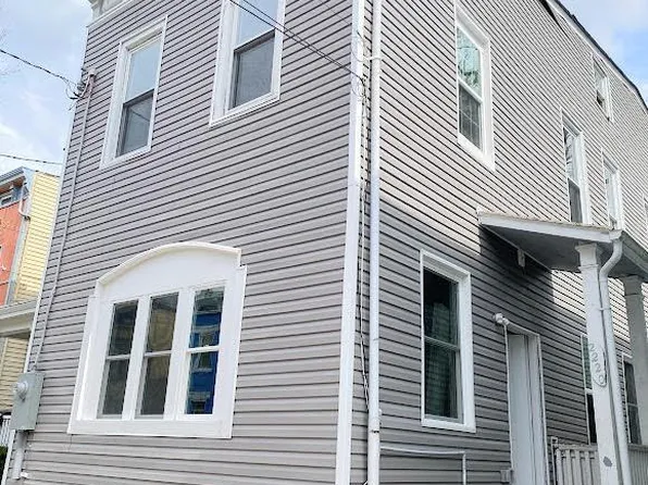 2220 Victor St, Cincinnati, OH 45219