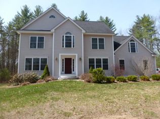 4 Sawtelle Rd, Brookline, NH 03033