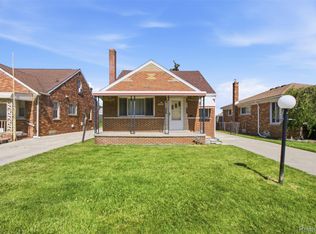 22764 Courtland Ave, Eastpointe, MI 48021
