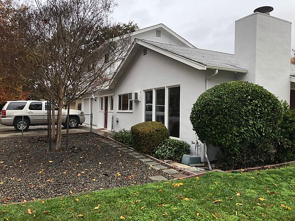 2nd image of 2698 Goodwin Ave