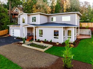 2240 W 25th Pl, Eugene, OR 97405