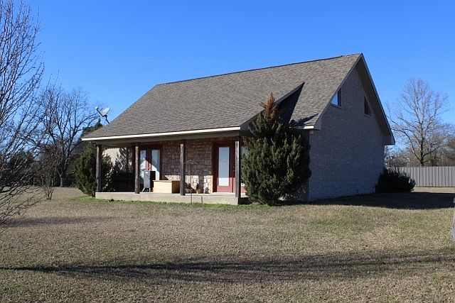1st image of 100 Briggs Pl