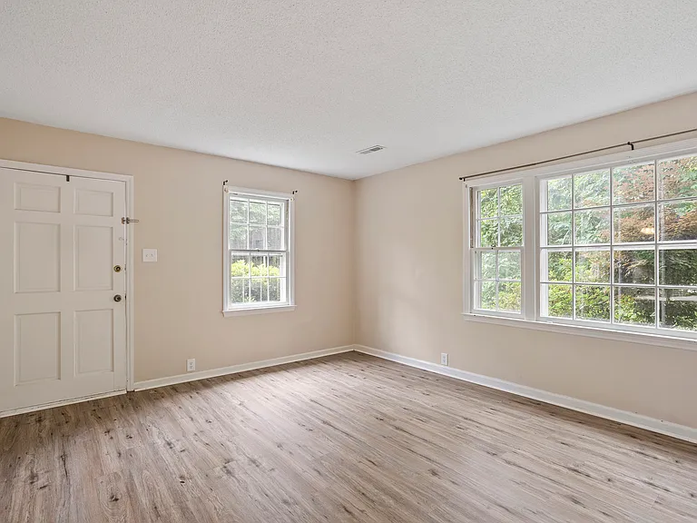 1801 Quail Ridge Rd — Photo 7
