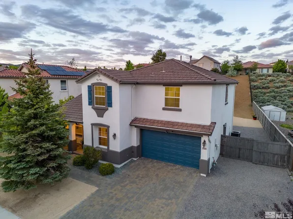 7920 Opal Station Dr, Reno, NV 89506