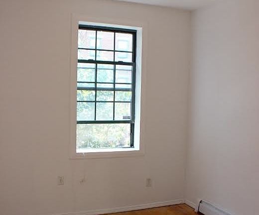 5th image of 224 Gates Ave
